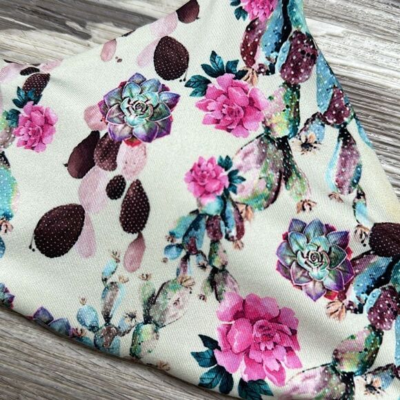 Macadamia• medium• bikini top• NEW w/o tags• great pattern & colors! - Picture 9 of 9